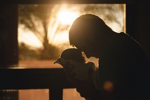 Czy testy na ojcostwo mogą się mylić, Jak zrobić testy na ojcostwo bez wiedzy ojca, Czy testy na ojcostwo można wykonać po śmierci ojca, Do czego potrzebny jest wynik testów na ojcostwo